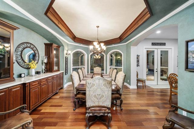 Detail Gallery Image 28 of 73 For 2270 Summit Dr, Escondido,  CA 92025 - 5 Beds | 3/1 Baths