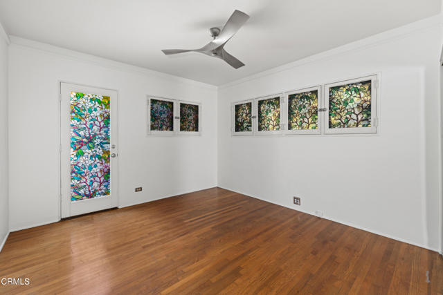 917 W W Victoria Street, Santa Barbara CA: https://media.crmls.org/mediaz/e7299826-89e4-4b57-900a-2c6870178cd0.jpg