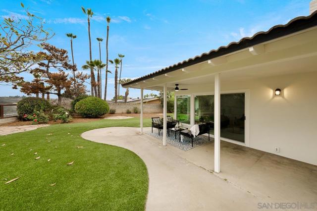 5435 Del Cerro Blvd, San Diego CA: https://media.crmls.org/mediaz/e7299e9d-2788-4362-9f55-06629b7d662c.jpg