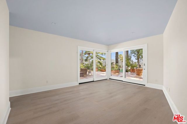 1727 Stone Canyon Road, Los Angeles CA: https://media.crmls.org/mediaz/e72a5027-33b0-4153-ba01-a5bbbcd7b580.jpg