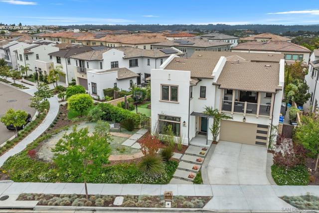 6190 Sagebrush Bend Way, San Diego CA: https://media.crmls.org/mediaz/e72a7fe3-4c01-4832-be52-cf1396faaca8.jpg