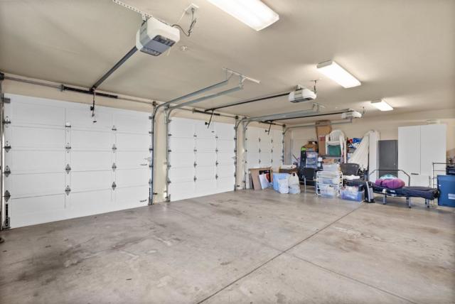 199 Kings Court, San Carlos CA: https://media.crmls.org/mediaz/e72c1a99-173a-4141-99fe-9ab1c2887838.jpg