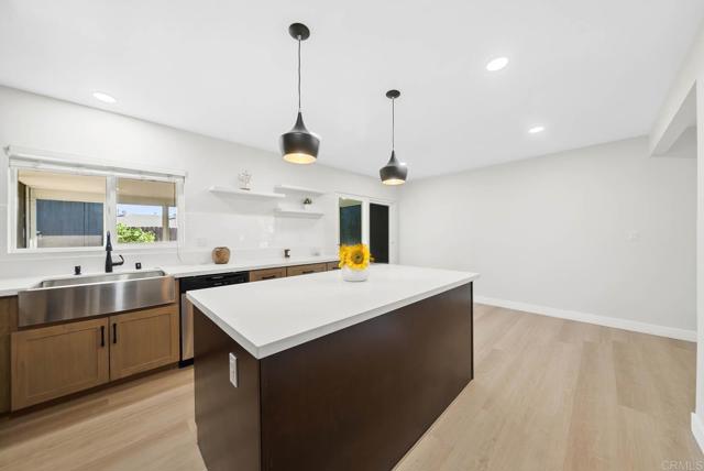 Detail Gallery Image 8 of 50 For 1429 Taylor Ave, Escondido,  CA 92027 - 3 Beds | 2 Baths