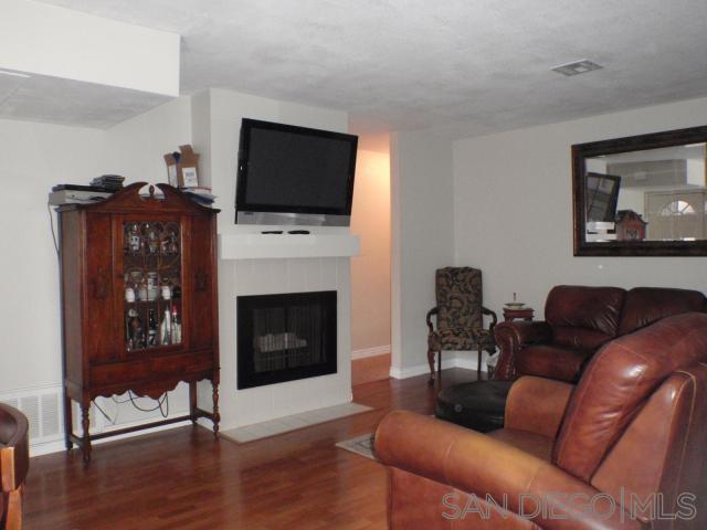 10710 Dabney Dr, San Diego CA: https://media.crmls.org/mediaz/e72ce1d2-23cf-4452-9f52-ca7916f35b5a.jpg