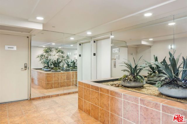 1933 Selby Avenue, Los Angeles CA: https://media.crmls.org/mediaz/e72cfb8d-dde0-4806-877f-dbda5ad28f10.jpg