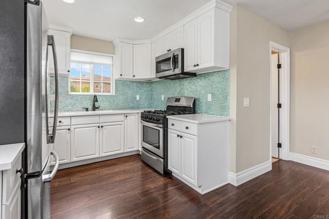 6704 Tait Street, San Diego CA: https://media.crmls.org/mediaz/e72e02c4-07f2-4a91-b4d0-b7205d6c08eb.jpg