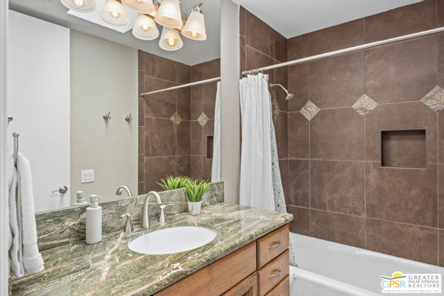 67488 Toltec Court, Cathedral City CA: https://media.crmls.org/mediaz/e72e138e-f9d1-4056-819f-f7aa48529599.jpg