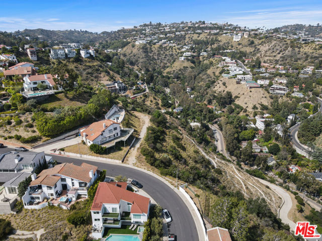 1848 CRESCENT HEIGHTS Boulevard, Los Angeles, California 90069, 4 Bedrooms Bedrooms, ,3 BathroomsBathrooms,Single Family Residence,For Sale,CRESCENT HEIGHTS,24433247