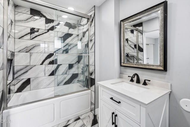 1712 N 7th Place, Port Hueneme CA: https://media.crmls.org/mediaz/e72e565f-bc6c-42a3-b9c1-6bf8de386ff7.jpg