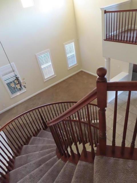 176 N Sierra Madre Street, Tracy CA: https://media.crmls.org/mediaz/e72ea9dd-90fb-47fe-9159-634f6ce5d487.jpg