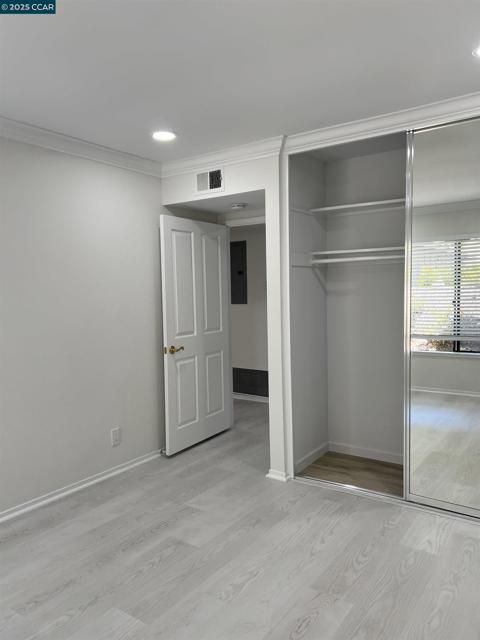 1443 Rockledge Ln, Walnut Creek CA: https://media.crmls.org/mediaz/e72ed40f-141f-4cb6-bac4-5d546e72858d.jpg