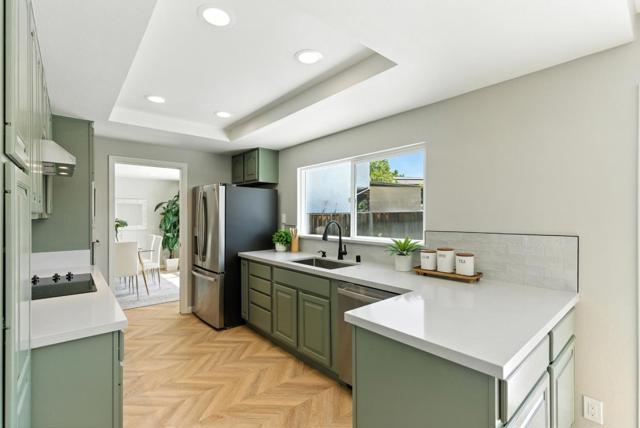 2924 Via Encinitas, San Jose CA: https://media.crmls.org/mediaz/e72fb69c-ce9c-42ec-a4c9-9f376e397d71.jpg