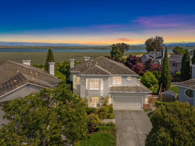 910 Governors Bay Drive, Redwood City CA: https://media.crmls.org/mediaz/e72fc594-8284-4c11-bcbd-592e3e65fd0e.jpg