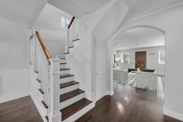 619 Beryl Street, Redondo Beach, California 90277, 4 Bedrooms Bedrooms, ,3 BathroomsBathrooms,Residential,For Sale,Beryl,ML82038630