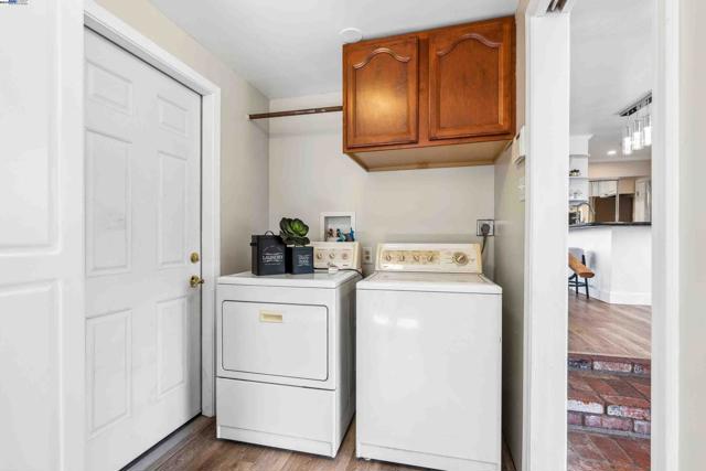 Image 33 of 59 For 38011 Temple Way