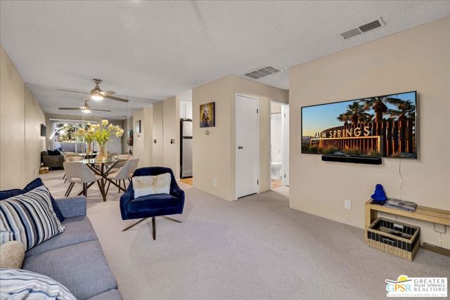 2860 N Los Felices Road, Palm Springs CA: https://media.crmls.org/mediaz/e730d81b-940c-4045-93c3-46b15f8294e5.jpg