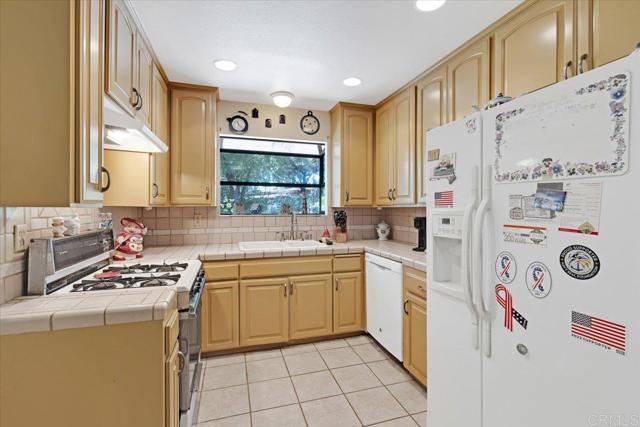 Image 2 of 16 For 1850 Rancho Janet