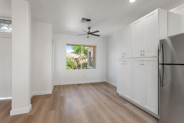 35677 Inverness Avenue, Palm Desert CA: https://media.crmls.org/mediaz/e732bfa3-243a-4ba0-a838-0d648c0d988a.jpg