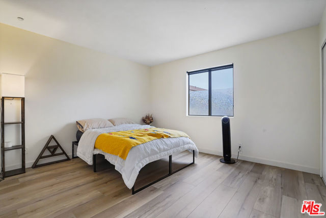 6472 Cavalleri Road, Malibu CA: https://media.crmls.org/mediaz/e733347d-981a-4d3d-8acc-b4fb00206a56.jpg