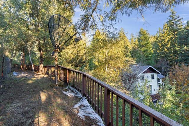 17710 Bear Creek Road, Boulder Creek CA: https://media.crmls.org/mediaz/e73420bc-49cb-4ad4-a262-073c5432b73a.jpg