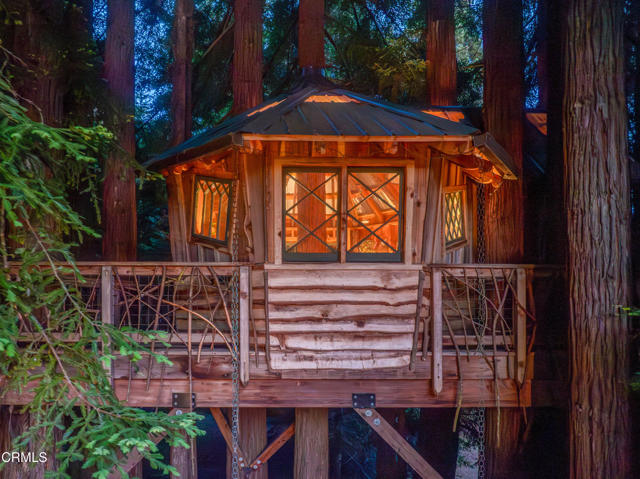 16611 Pearl Ranch Road, Fort Bragg CA: https://media.crmls.org/mediaz/e7343b0d-696d-40bb-b2a1-4f9870253f95.jpg