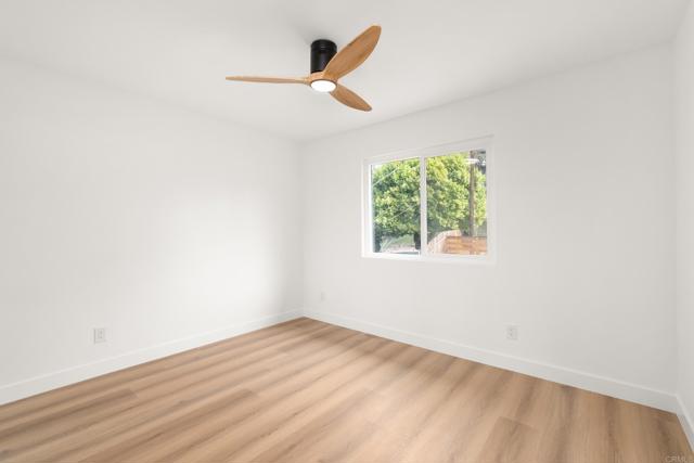 Image 24 of 44 For 552 Felicita Avenue