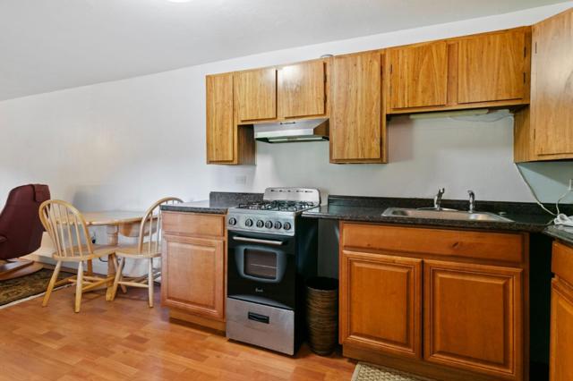 878 Hillcrest Drive, Redwood City CA: https://media.crmls.org/mediaz/e7354d0c-db9b-45c1-8954-609344070bb6.jpg