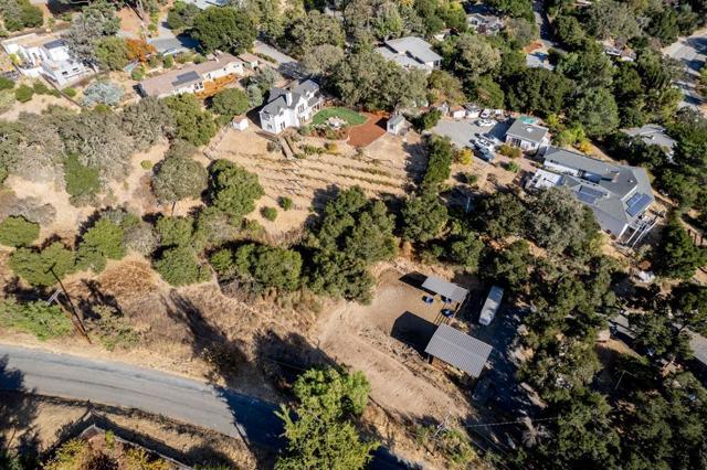 70 Valle Vista, Carmel Valley CA: https://media.crmls.org/mediaz/e7363802-93cf-4499-8398-20bc0cf2e22a.jpg