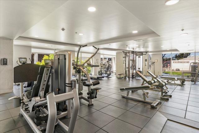 38 N Almaden Boulevard, San Jose CA: https://media.crmls.org/mediaz/e73787f8-b850-4af1-9ded-7e239152bb0f.jpg