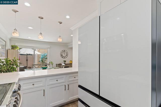 341 Scottsdale Rd., Pleasant Hill CA: https://media.crmls.org/mediaz/e7379706-8730-4b9a-8f31-a202d1eb5c90.jpg