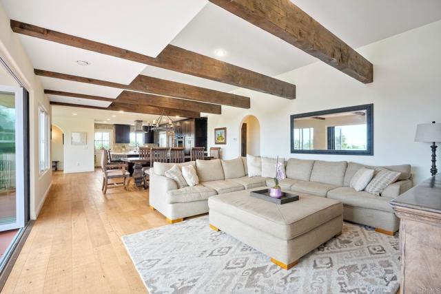 Detail Gallery Image 11 of 49 For 1007 Eolus Ave, Encinitas,  CA 92024 - 7 Beds | 5 Baths