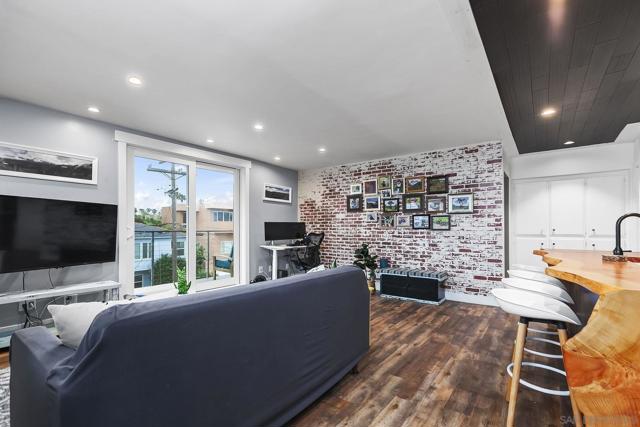 MLS #250030505SD image #10