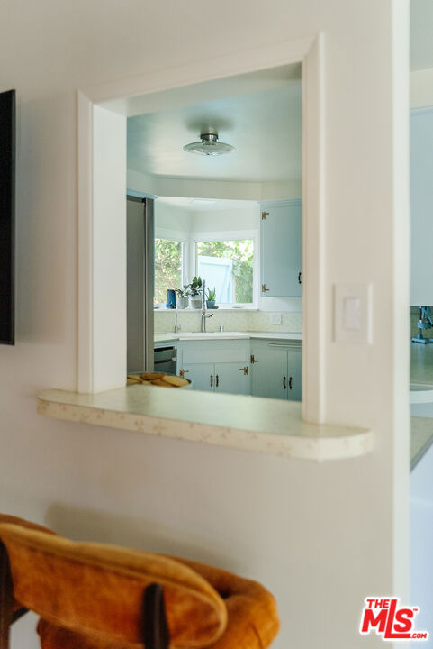 4220 Hillcrest Drive, Los Angeles CA: https://media.crmls.org/mediaz/e73874a6-69e8-43ea-aa19-48d4804913fa.jpg