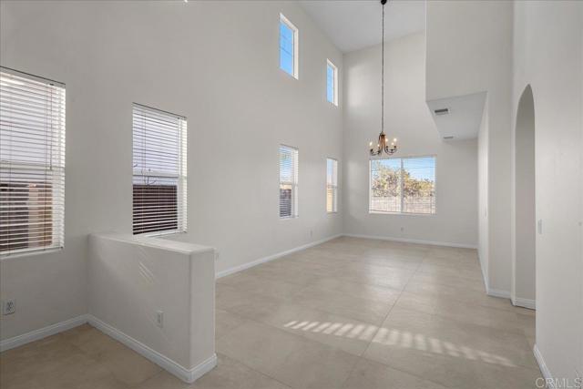 Detail Gallery Image 3 of 15 For 5226 Mariner Dr, San Diego,  CA 92154 - 5 Beds | 3 Baths