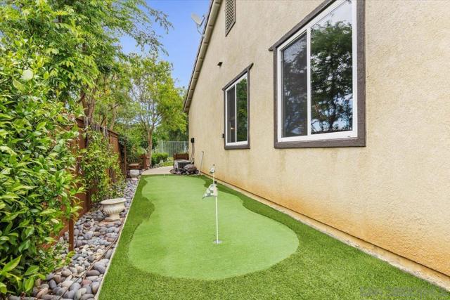 3180 Ridgeline Place, Escondido CA: https://media.crmls.org/mediaz/e7390d33-f77f-43bf-86bd-0fd65119c024.jpg