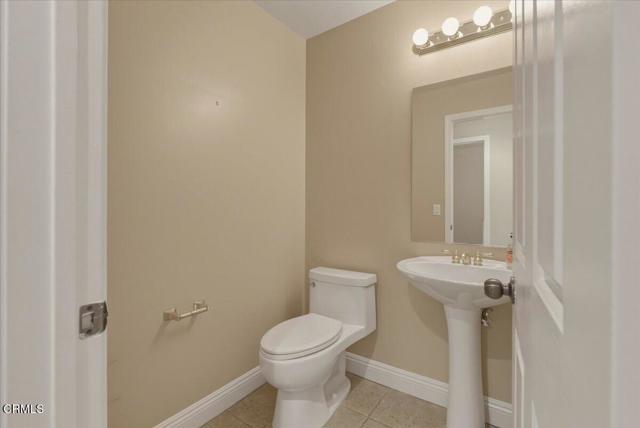 Detail Gallery Image 16 of 27 For 1048 Larry Ct, Newbury Park,  CA 91320 - 3 Beds | 2/1 Baths