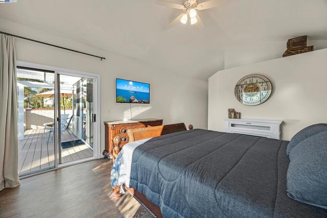 2380 Wayfarer Dr, Discovery Bay CA: https://media.crmls.org/mediaz/e739f35f-13d3-4bc5-a28c-5151990347ab.jpg