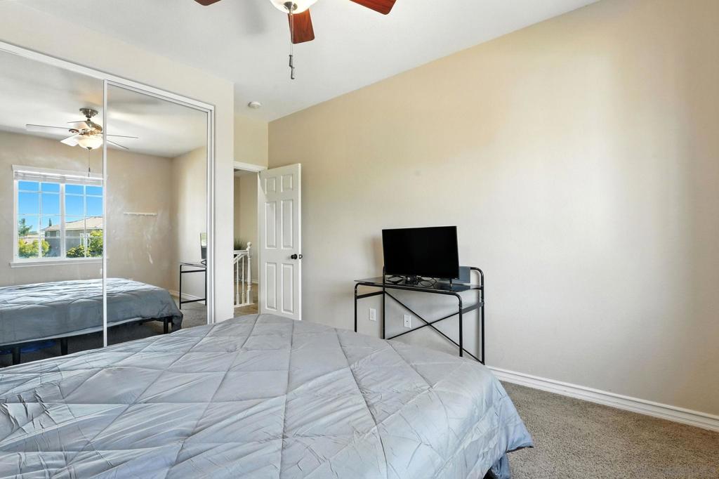 MLS #250039261SD image #36