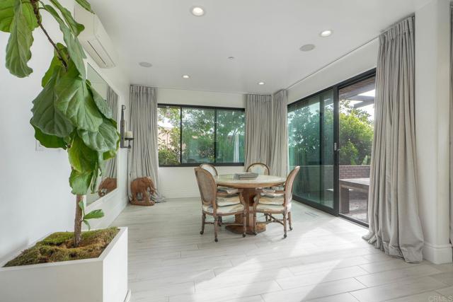 Detail Gallery Image 2 of 25 For 300 9th St., Del Mar,  CA 92014 - 3 Beds | 3 Baths