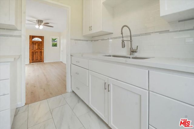 8151 Vista Del Rosa Street, Downey CA: https://media.crmls.org/mediaz/e73f00fc-3c13-4b23-9d92-3d02aed43a25.jpg