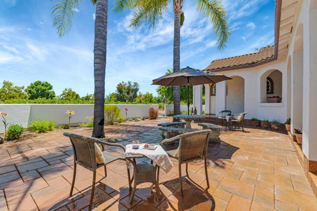 1152 Little River Drive, Hollister CA: https://media.crmls.org/mediaz/e7403e09-9afe-4969-a3a6-d83264e2b470.jpg