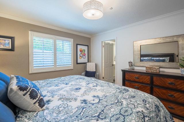 25552 Meadowview Circle, Salinas CA: https://media.crmls.org/mediaz/e7410bf2-347e-4882-beaf-9862ec8930e3.jpg
