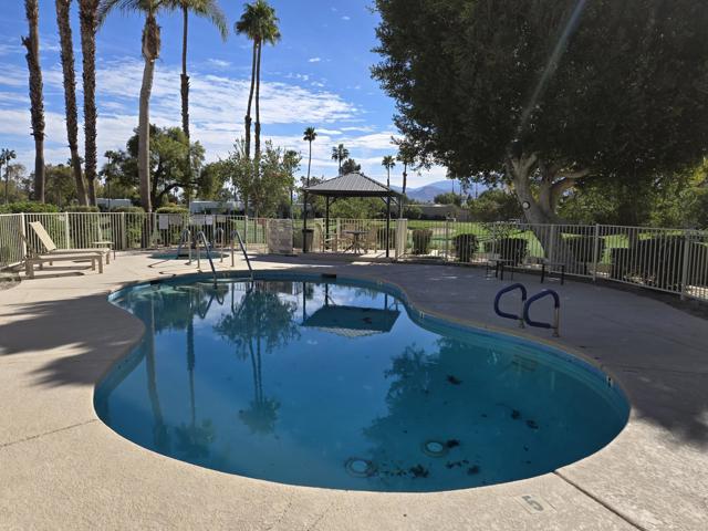 67421 N Chimayo Drive, Cathedral City CA: https://media.crmls.org/mediaz/e741735d-634c-48d4-8582-bb029432e393.jpg