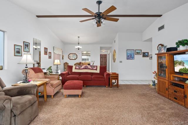 Detail Gallery Image 14 of 36 For 634 via Santa Paulo, Vista,  CA 92081 - 2 Beds | 2 Baths