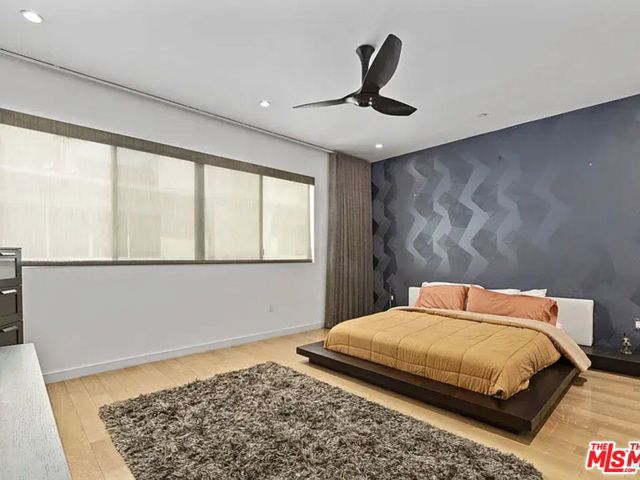 6728 W Hepburn Way, Los Angeles CA: https://media.crmls.org/mediaz/e7444f6c-2ff0-400a-9849-8cb3d7a683a8.jpg