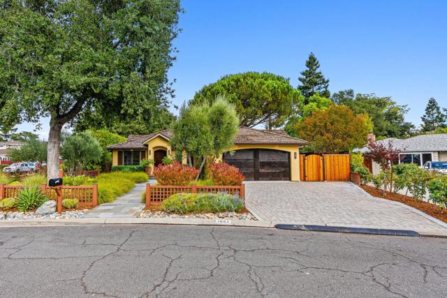 1683 Dalehurst Avenue, Los Altos CA: https://media.crmls.org/mediaz/e745834b-493b-43d3-ac10-6676c3f435c1.jpg