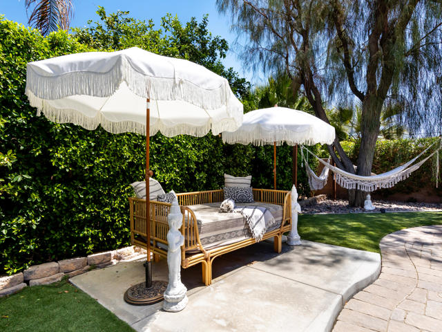 Image 22 of 39 For 79818 Parkway Esplanade