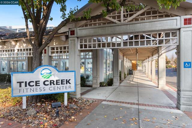 Image 35 of 44 For 3258 Ptarmigan Dr  3b