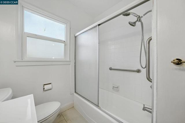 3832 33rd St, Sacramento CA: https://media.crmls.org/mediaz/e746aa2d-6230-4ddd-b360-f27d108fa2f4.jpg