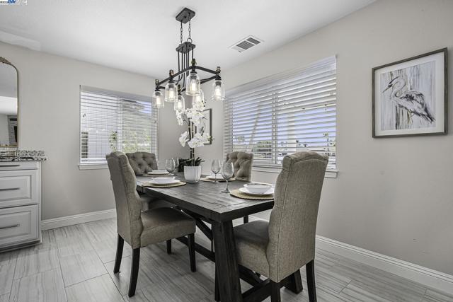 4892 South Pt, Discovery Bay CA: https://media.crmls.org/mediaz/e7474162-0ead-487c-b548-d2fea8122c5a.jpg